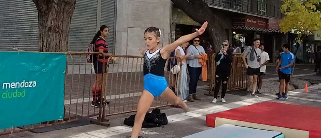 Videos y fotos: el deporte olímpico copó la Peatonal Sarmiento 