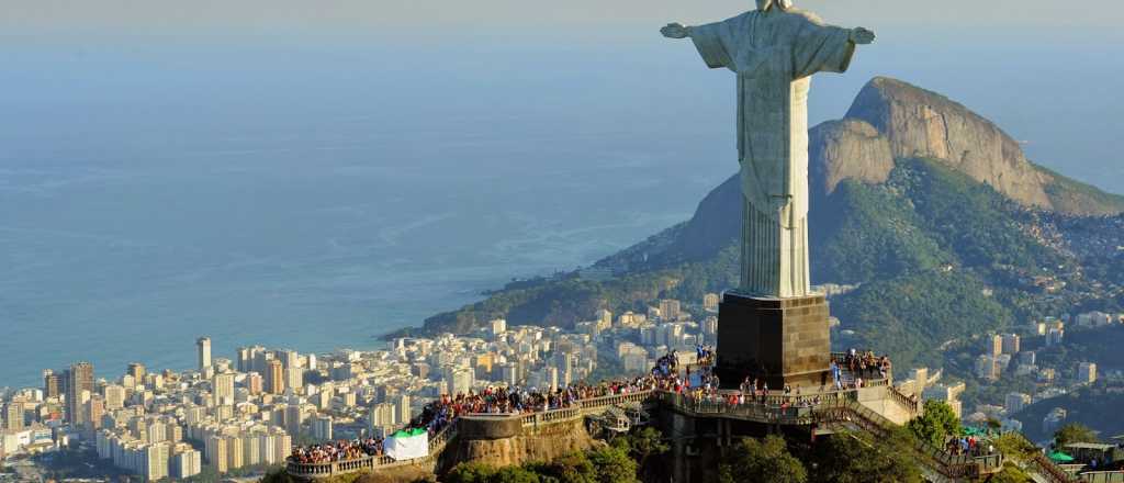 Record de turistas argentinos en Brasil durante 2016
