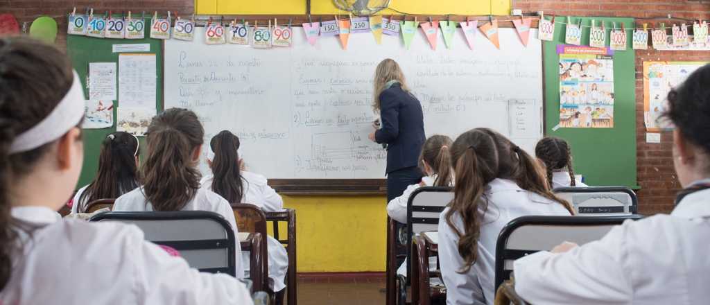 Los chicos vuelven a las aulas después de las vacaciones de invierno