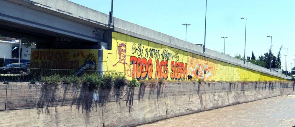 Un hombre en situación de calle cayó desde 3 metros en Ciudad y está grave