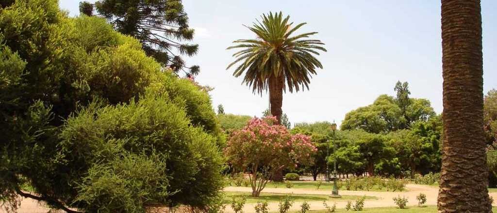 Video: paseando por el Parque San Martín desde un drone