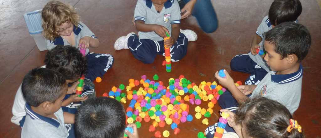 En Maipú hay un proyecto de guardería para que las mamás sigan estudiando