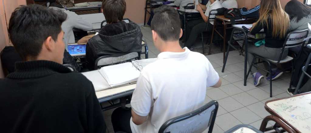 Un alumno denunció que su profesor le pide sexo para aprobar los exámenes