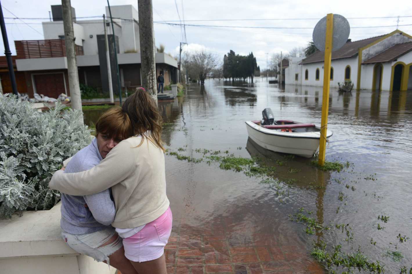 Más De 1 000 Evacuados En Salto Por Inundaciones Mendoza Post