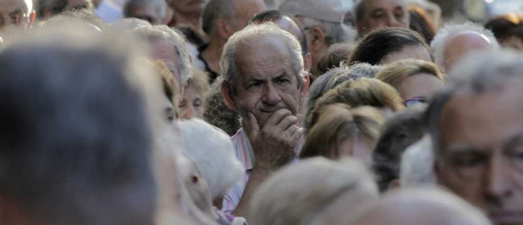 Casi la mitad de la baja del gasto público se hizo ajustando las jubilaciones