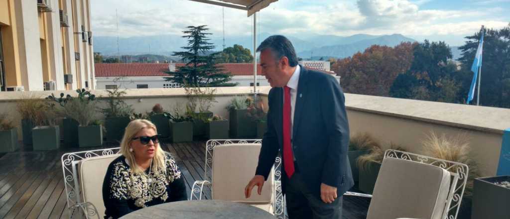 Cornejo le pidió a Carrió dejar de lado el "ego" y el "vedettismo"