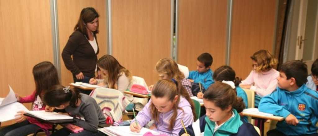 Mendoza quiere una educación "basada en los valores éticos"