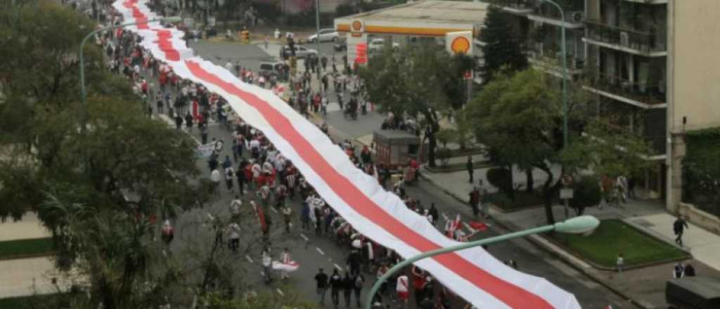 ¿Quién tiene la bandera más grande del mundo?