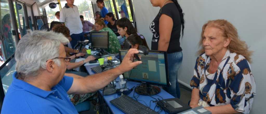 El móvil del Registro Civil realizó más de 7 mil DNI en 5 meses