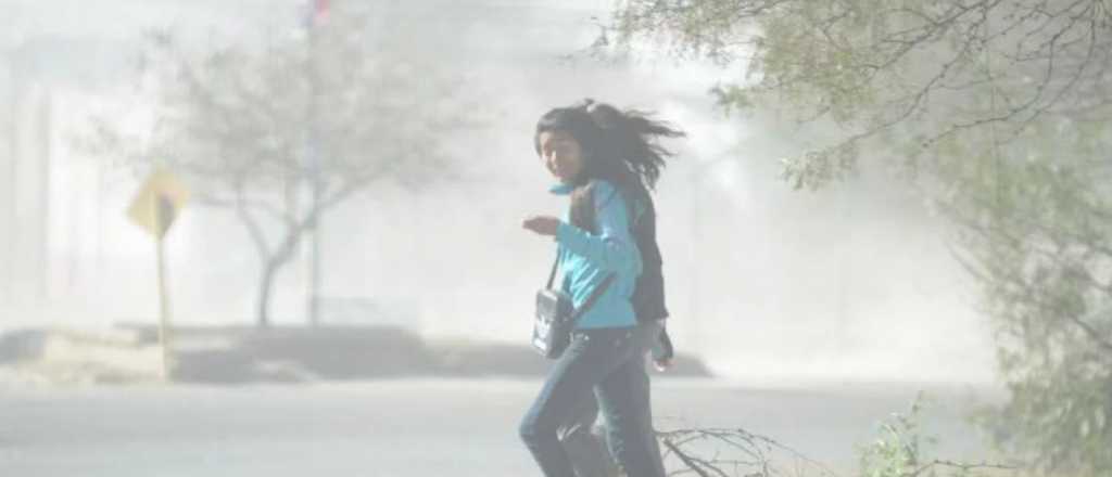 Suspenden las clases del turno noche en toda la provincia