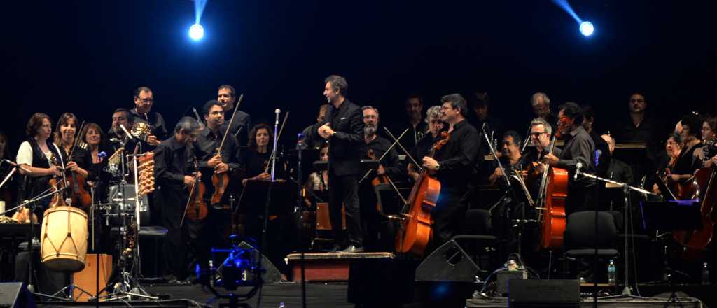 Los Palmeras sacan una canción "pedófila" de la repetición de Vendimia