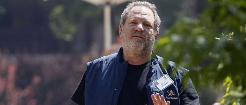 Salió a la luz un video de Harvey Weinstein manoseando a una mujer