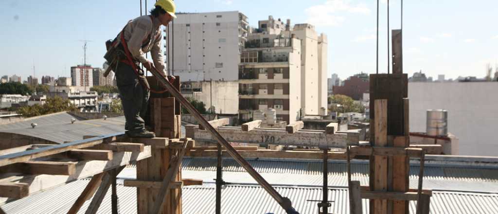 La venta de insumos para la construcción cayó en julio respecto a 2018