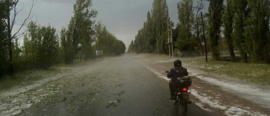 Fuertes tormentas azotaron Potrerillos y el Sur provincial