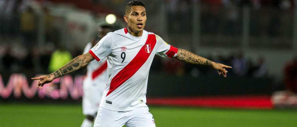 Paolo Guerrero: "Estoy contento de llegar a Racing"