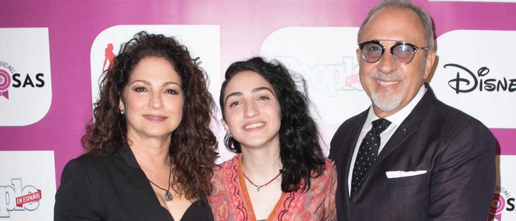 La hija de Gloria Estefan presentó a su novia