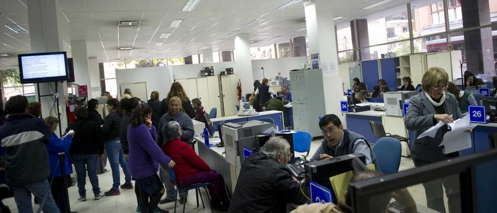 Cláusula gatillo: cuánto será el aumento a los estatales