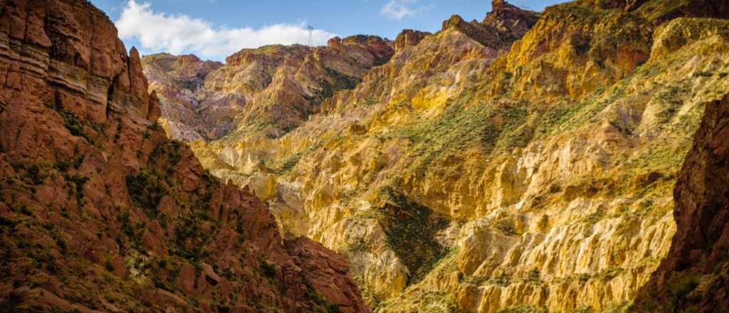 Bellezas mendocinas: el impactante paisaje del Cañón del Atuel