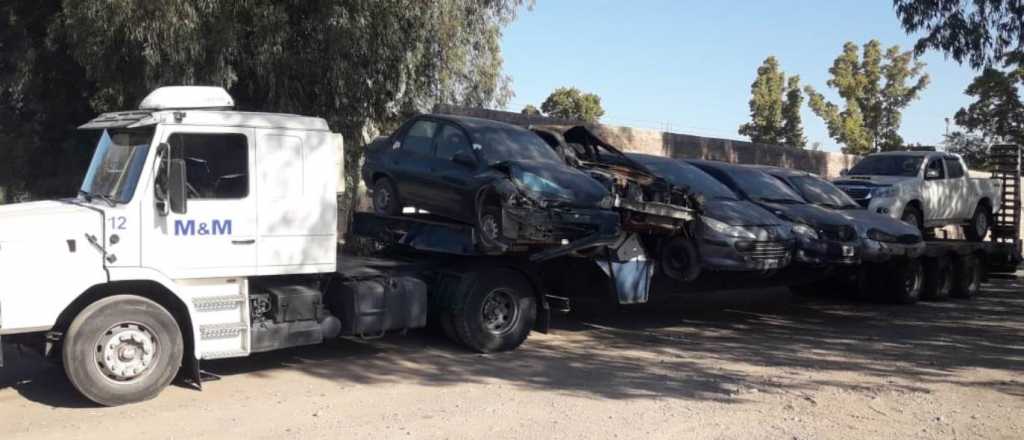 Más de mil vehículos fueron enviados a la Playa San Agustín