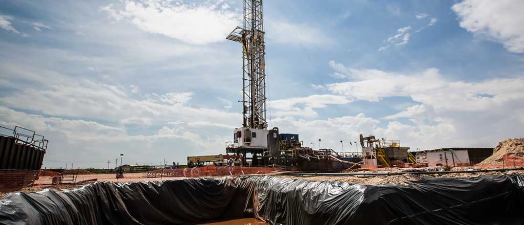 YPF pide hacer fracking en la Vaca Muerta mendocina