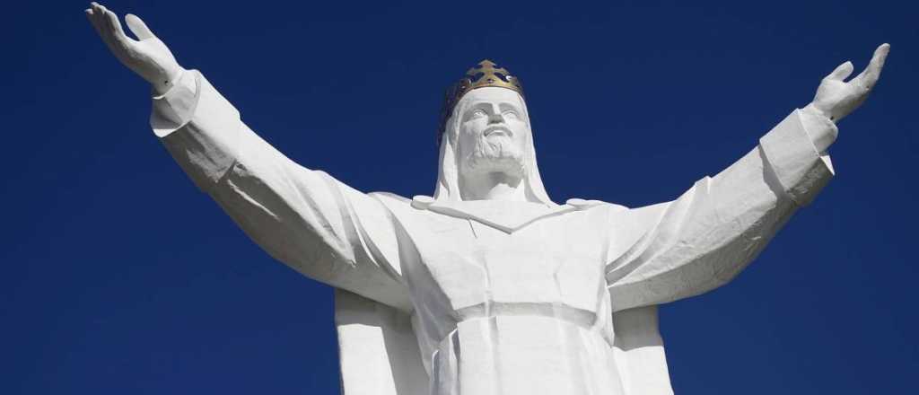 Aseguran que Jesús apareció entre el fuego de Notre Dame