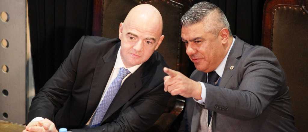 La FIFA donará dinero "a la comunidad futbolística" por el Covid-19