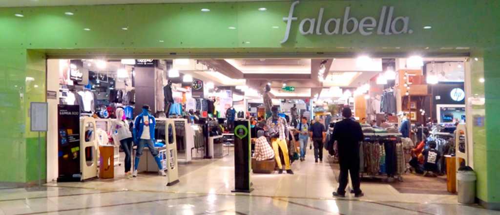 Falabella confirmó que quiere dejar Argentina: cierra sus primeros locales