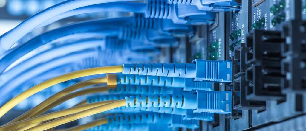 Proyectan un cable de fibra óptica que atravesará San Rafael hasta Chile