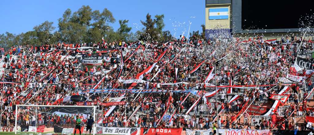 ¿Cuánto cuesta ir a la cancha en Mendoza?