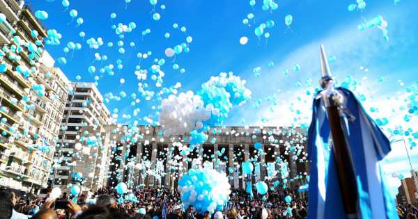 Recordá y entoná la canción de la Bandera Argentina - Mendoza Post