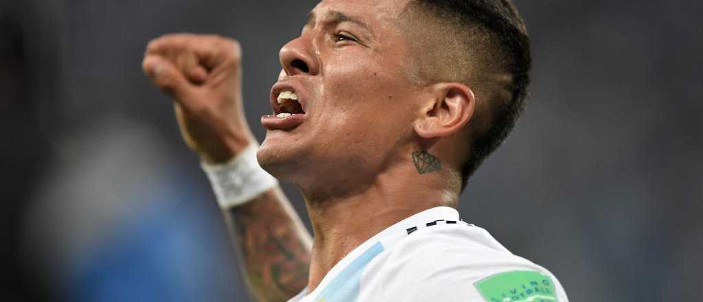 El futbolista Marcos Rojo huyó de sus vacaciones por varias muertes misteriosas