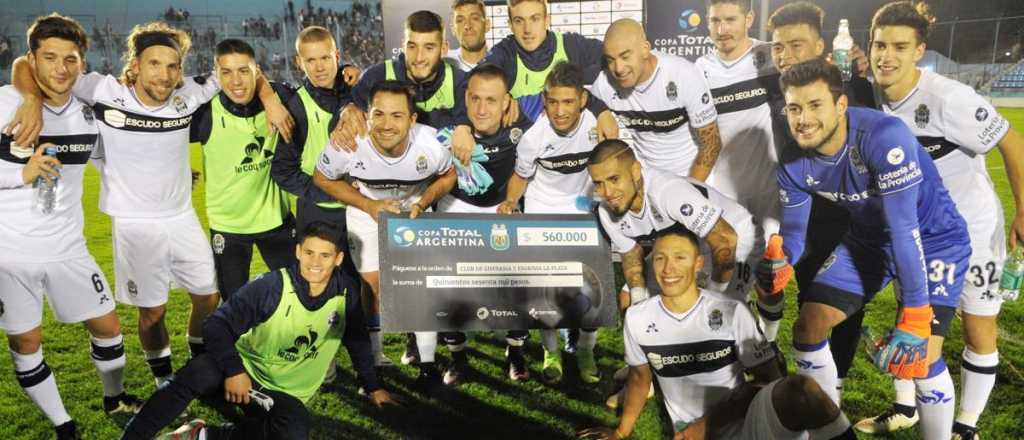 El Lobo platense quebró la resistencia de Sportivo Belgrano con un golazo