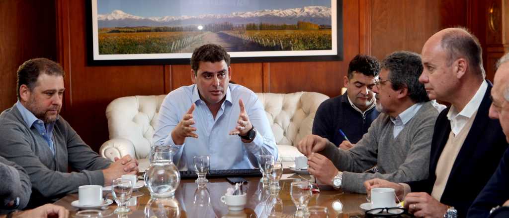 Kerchner pidió a Nación apoyo financiero para pymes vitivinícolas