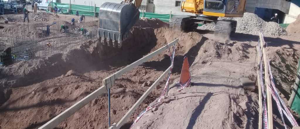 Comenzó la construcción de la nueva guardia del Hospital Central 