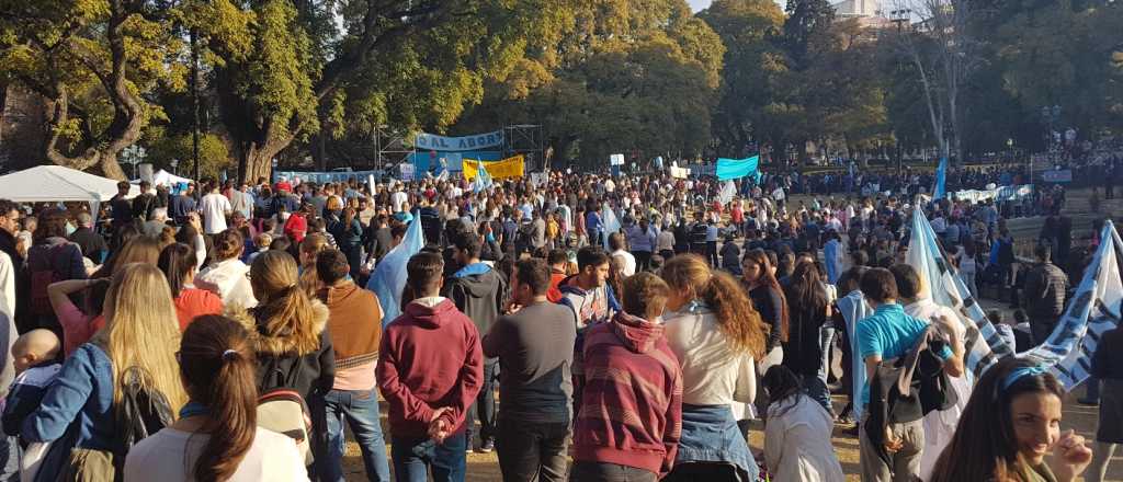 Organizaciones autodenominadas "pro vida" marchan este sábado