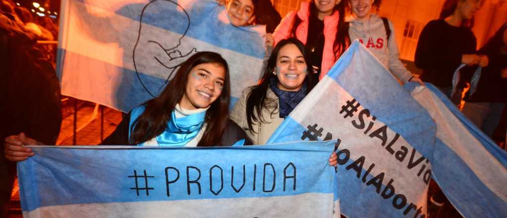 Ganó el "no" y no habrá aborto legal