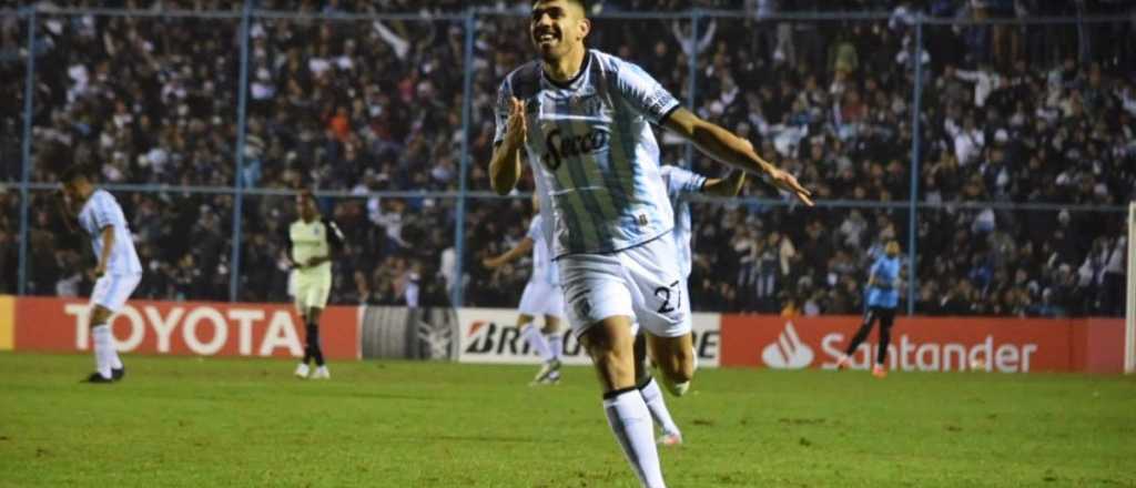 Atlético Tucumán consiguió un triunfazo y puso un pie en cuartos de final