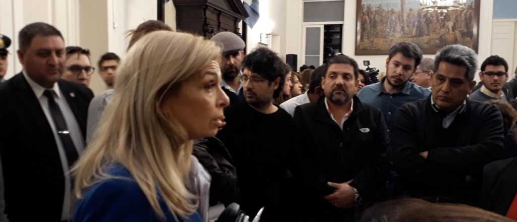 Video: el incómodo momento de Laura Montero en la Legislatura