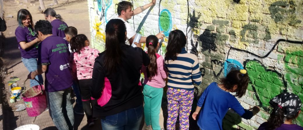 La Dinaf organizó festejos para niños de zonas alejadas