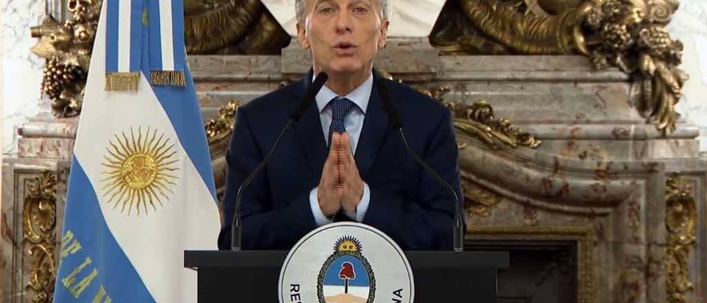 Entre otras medidas, Macri confirmó la vuelta de las retenciones