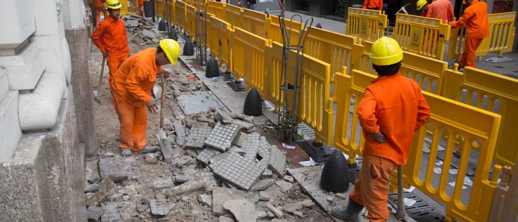 Cayó el empleo registrado en la construcción