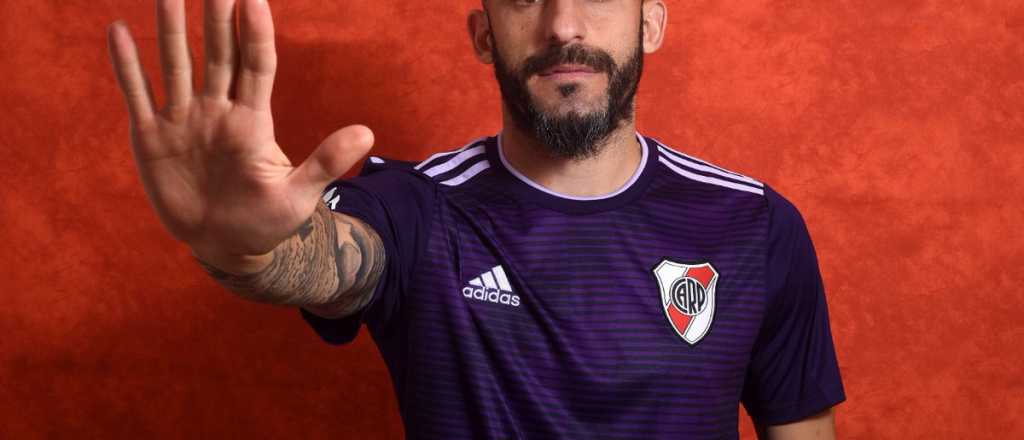 Javier Pinola podría salir de River en diciembre