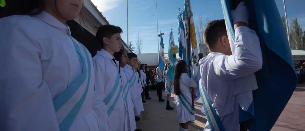 Las escuelas de Mendoza no pagan SADAIC