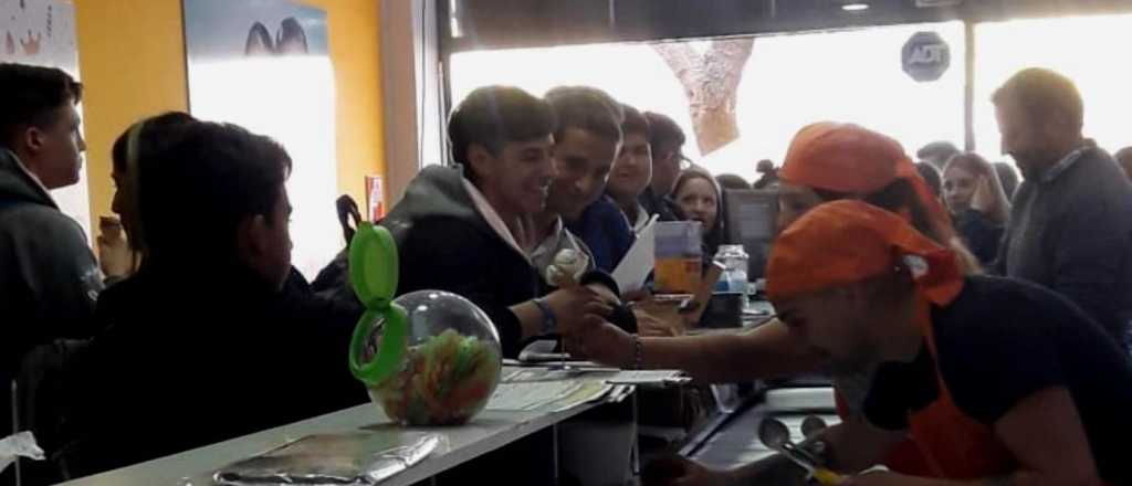 Una heladería también premia a alumnos mendocinos que saquen 10