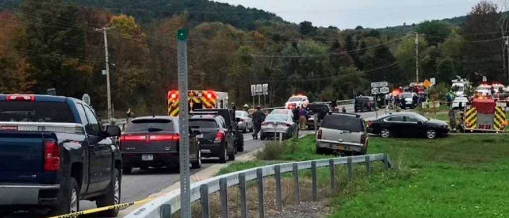 Iban a una boda, chocaron y murieron 20 personas en Nueva York