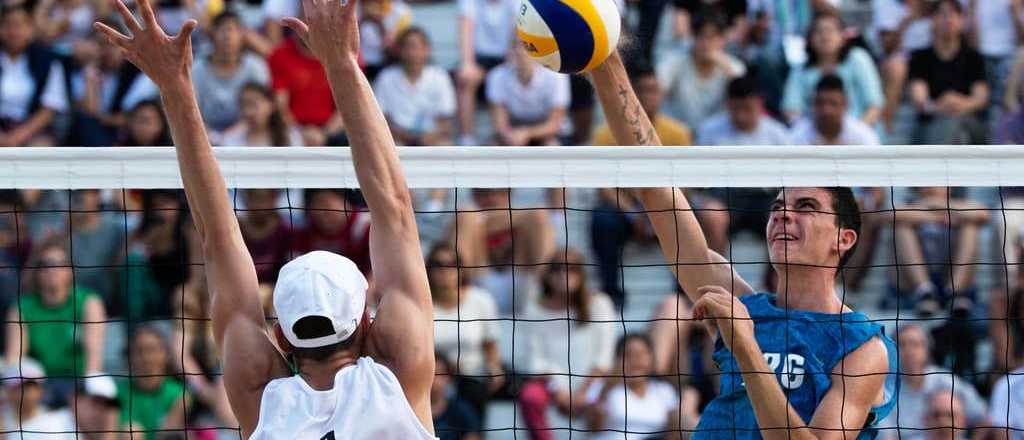 El mendocino Amieva se metió en 16° de final de voley playa