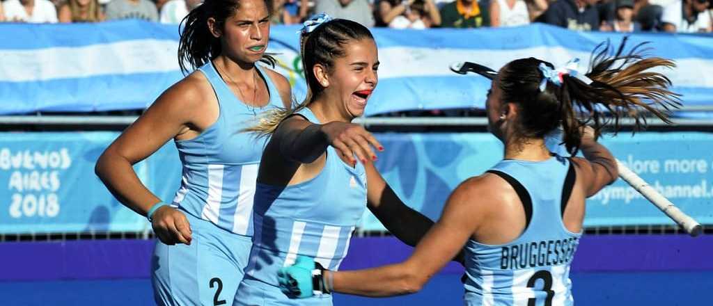 Las Leoncitas ganaron sin problemas y clasificaron a semifinales