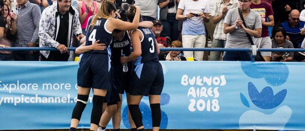 El básquet femenino, con la mendocina Victoria Gauna, logró otros dos triunfos