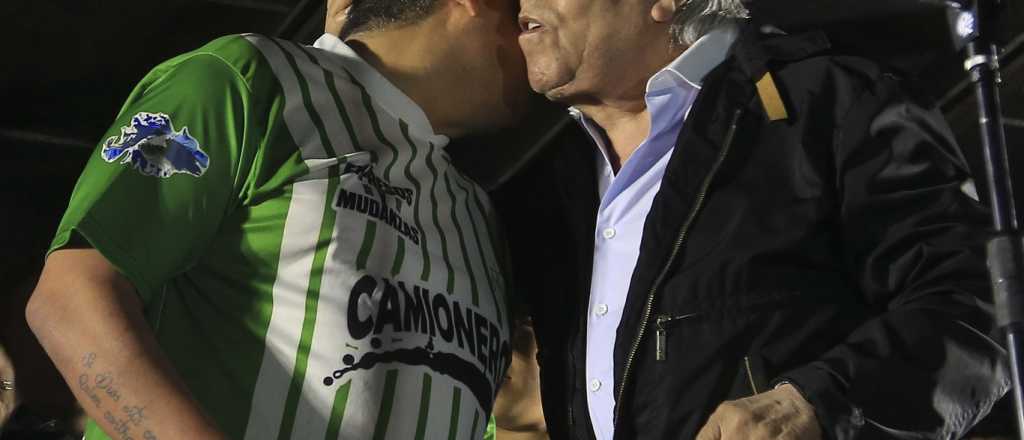 Moyano amenazó con un paro de 48 horas