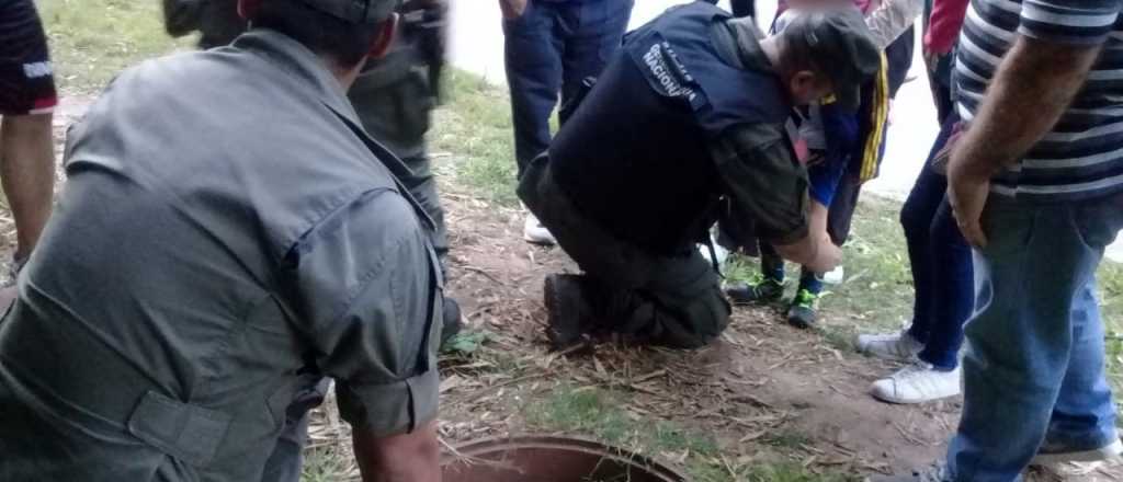 Video: rescataron a un nene de seis años tras caer a un pozo en Buenos Aires